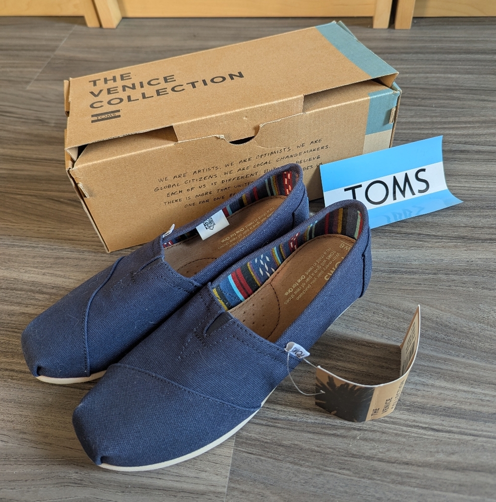 NWT TOMS Venice Collection Blue Slip-On Shoes With Box